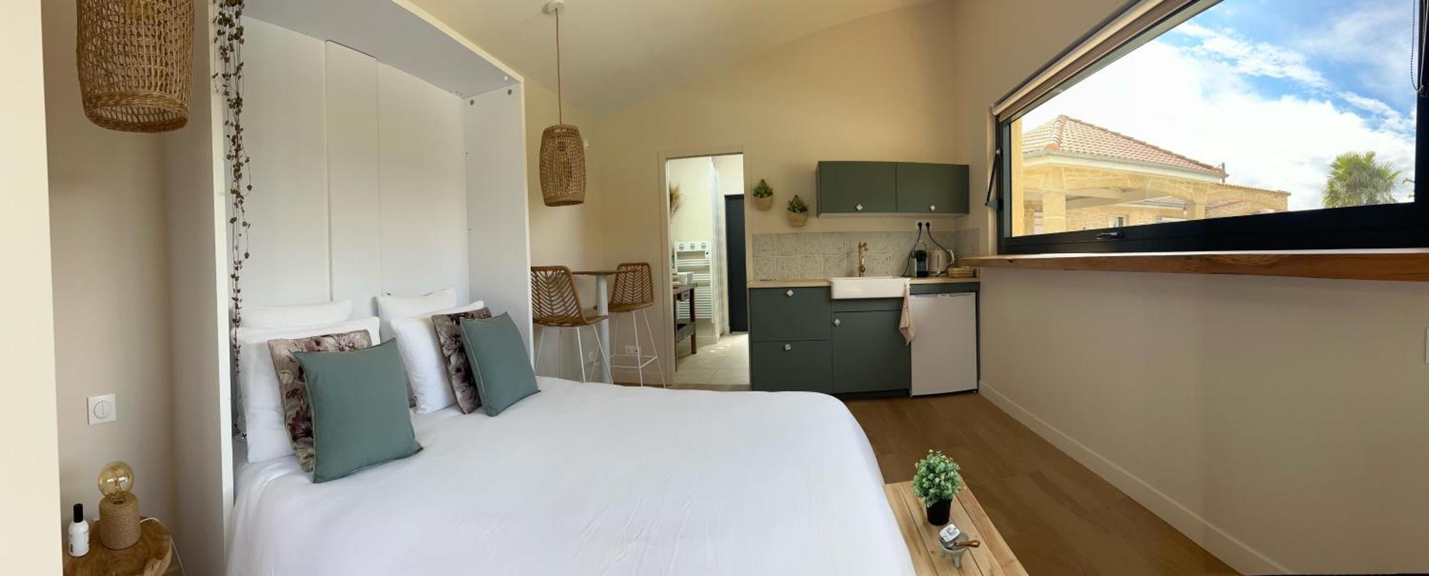 La Parenthese Hotel Auberives-sur-Vareze Exterior photo